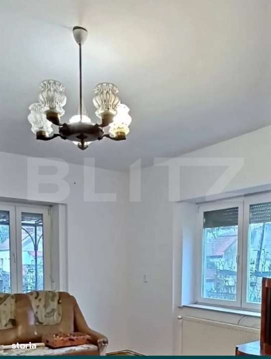 Casa de vanzare, cu 3 camere, 100 mp, zona Burdea - Imagine principală: 2/4