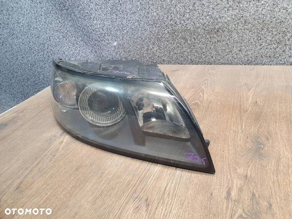 VOLVO V50 S40 LAMPA PRAWY PRZÓD PRZEDNIA - 2