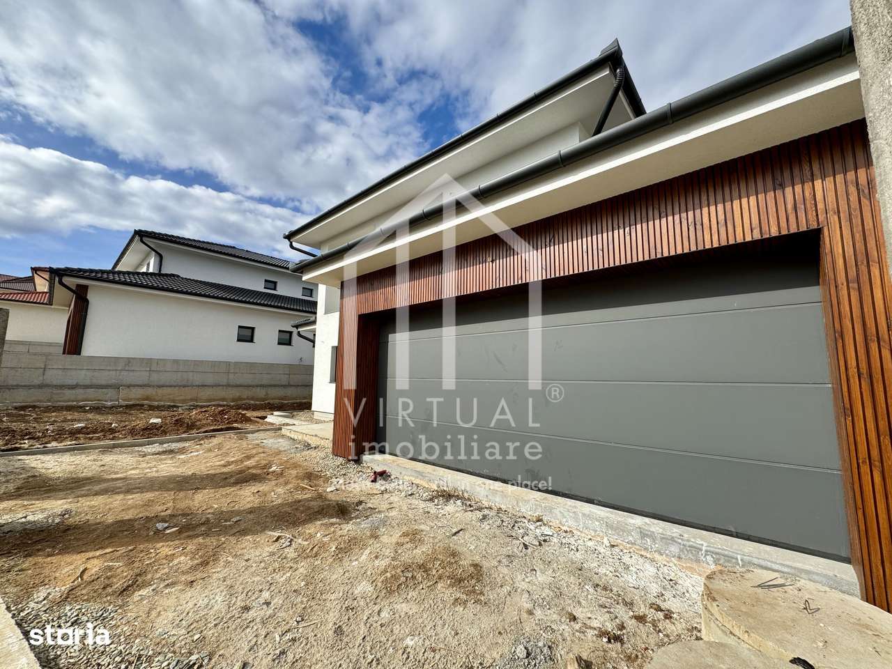 Casa de vanzare - 5 camere - 252 mp si teren de 506 mp - Selimbar - Imagine principală: 4/6