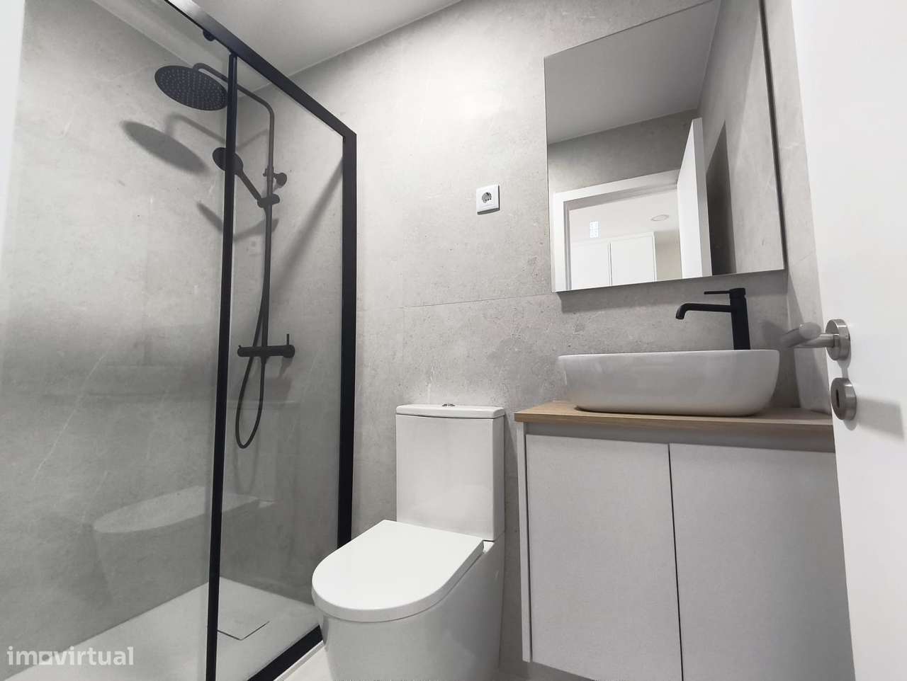 T3 TOTALMENTE RENOVADO | MAXIMINOS – BRAGA | 280.000€-8