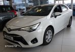 Toyota Avensis 1.6 Sol - 5