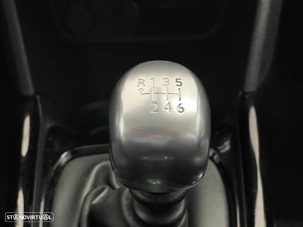 Peugeot 2008 1.2 PureTech Allure Grip Control - 24