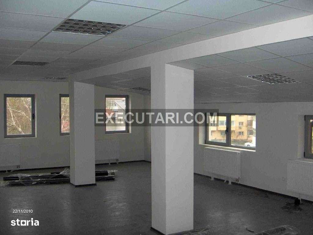 FOCSANI Spatiu Comercial 1,500 Central - Imagine principală: 2/14