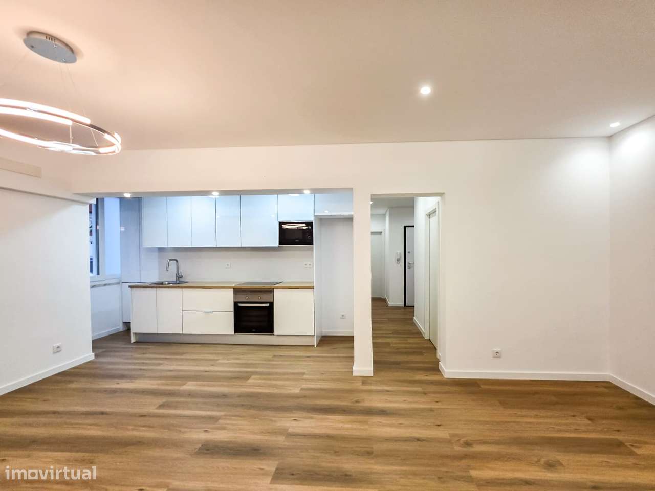 Apartamento Renovado no Bairro do Liceu em Setúbal-7