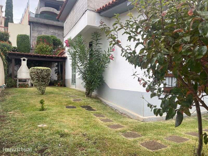 Moradia isolada T5 no Funchal - Grande imagem: 4/12