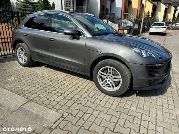 Porsche Macan Standard - 4