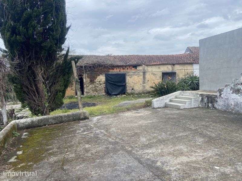 Casa devoluta com terreno - Grande imagem: 5/8