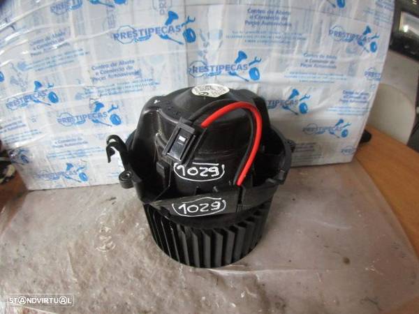 Motor Sofagem 64119297752  BMW SERIE 2 2019 1.5D 115CV 5P CINZA - 2