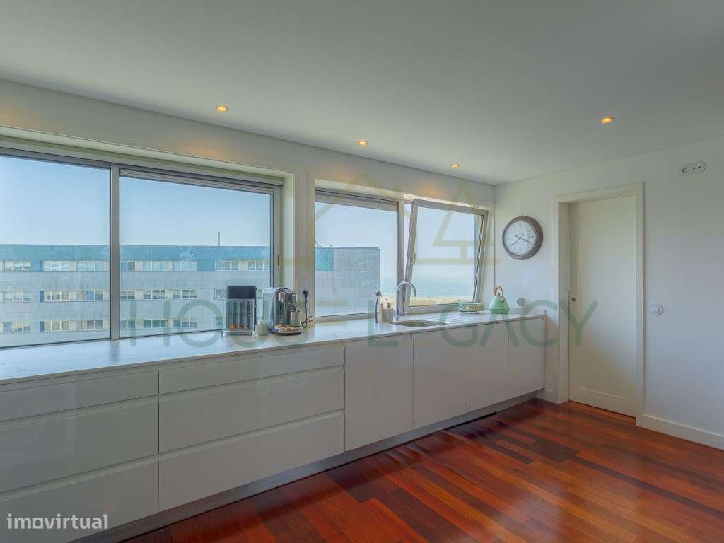 Apartamento T4 Luxuoso em Matosinhos-5