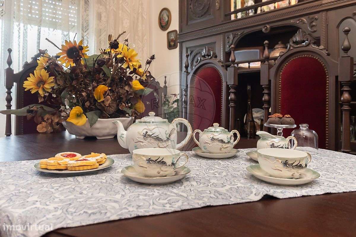 Moradia T4 para venda-5