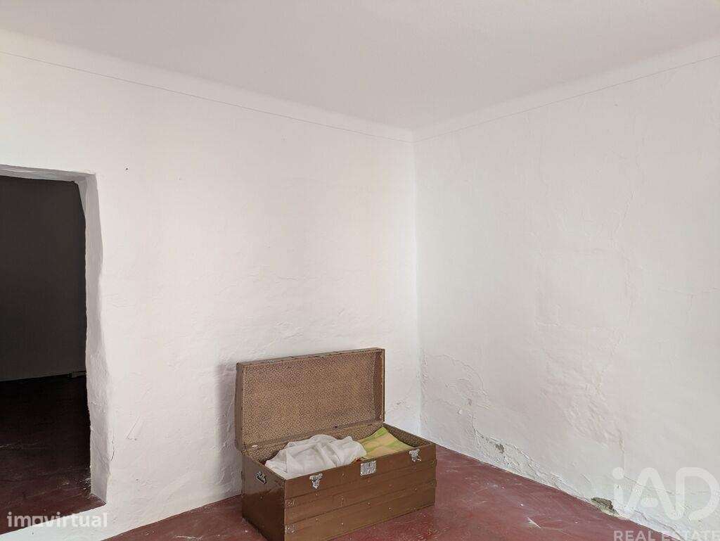 Casa / Villa T2 em São Lourenço de Mamporcão e São Bento de Ana Loura - Grande imagem: 4/10