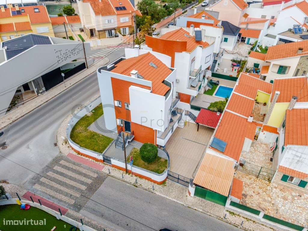 Moradia Isolada renovada T3+2 Quintinhas Cave sótão e pronta a habitar-57
