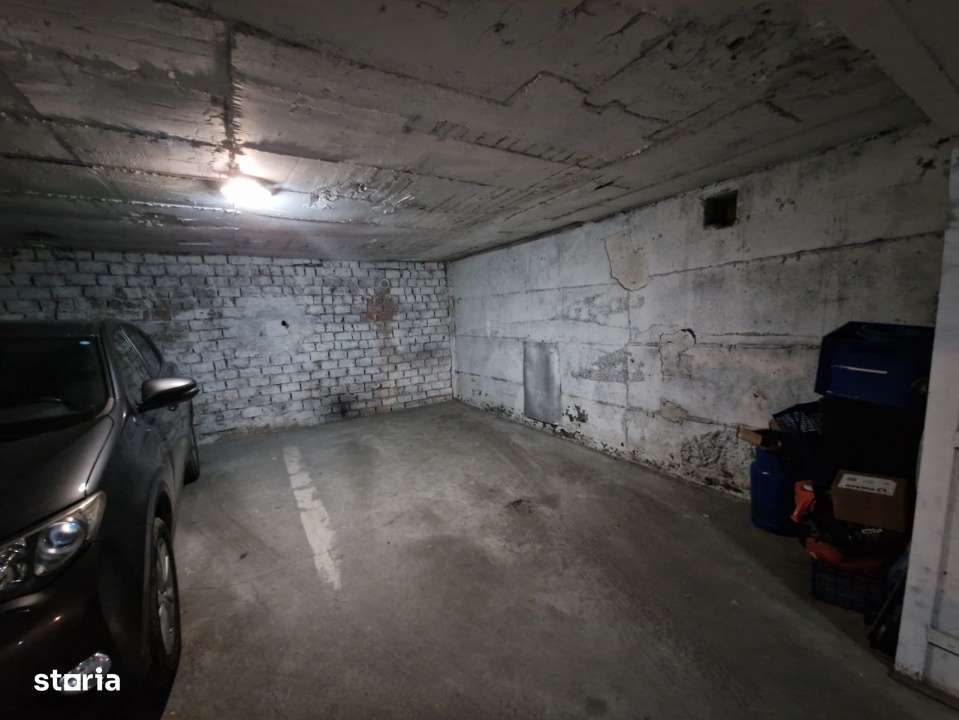 Apartament de 3 camere, decomandat, 76 mp., zona Calea Moldovei-7