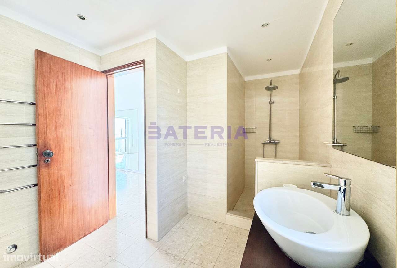 Moradia T5 com vista mar em Boliqueime-11