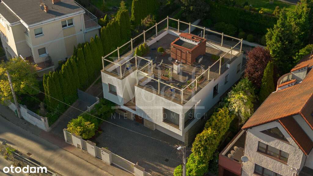 Modernistyczny i nowoczesny dom z tarasem na dachu - Pełny obrazek: 5/16