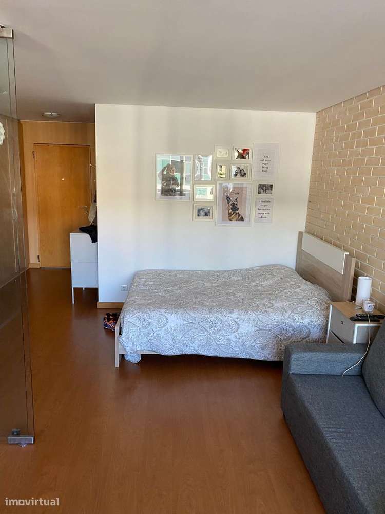 Arrenda-se T0 no Alma Shoping. Mobilado e equipado - Grande imagem: 5/7