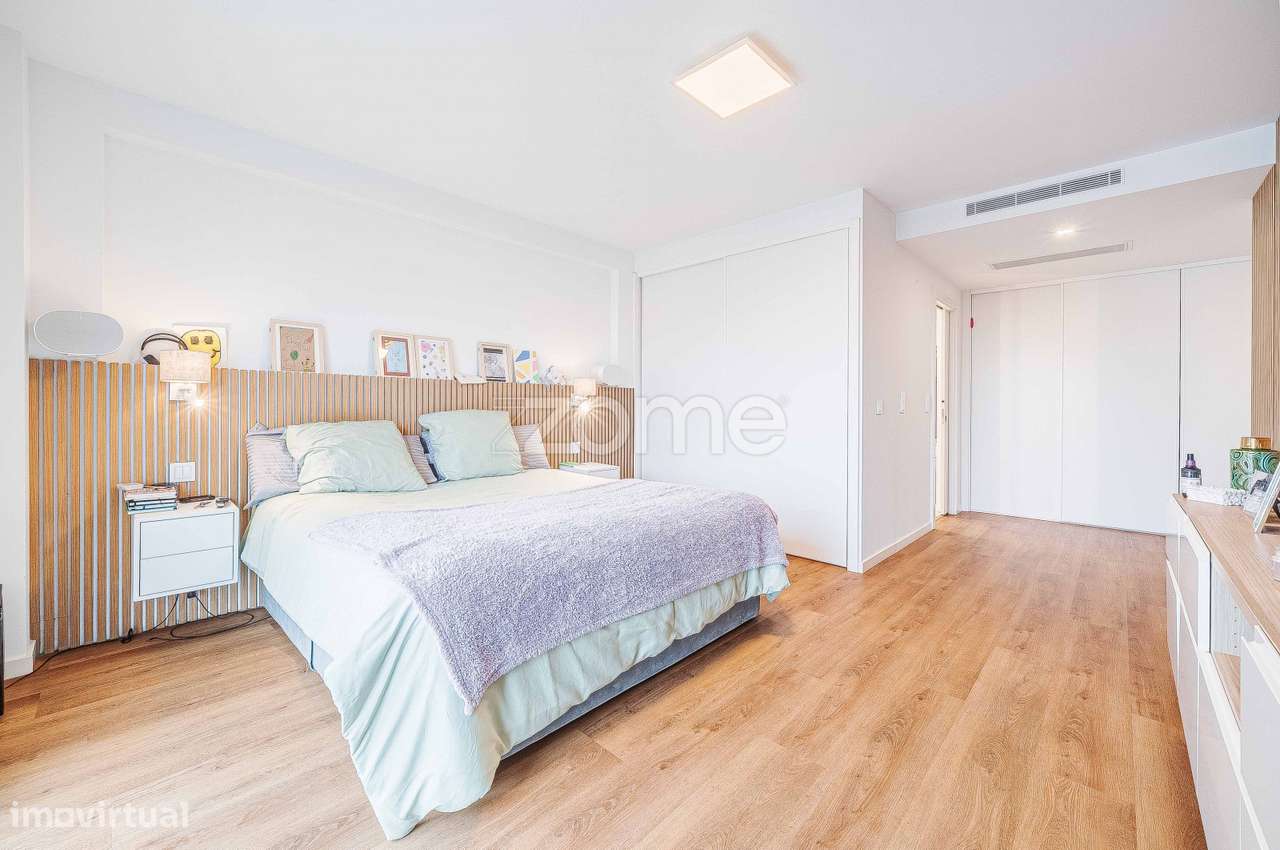 Penthouse com terraço vista mar-14