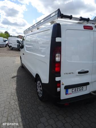 Renault Trafic - 8