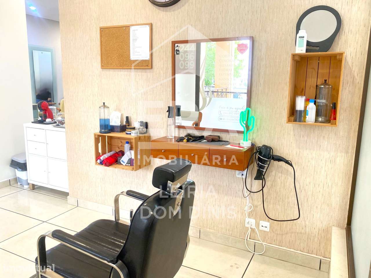 Trespasse de Salão de Cabeleireiro completamente equipado! - Grande imagem: 5/15