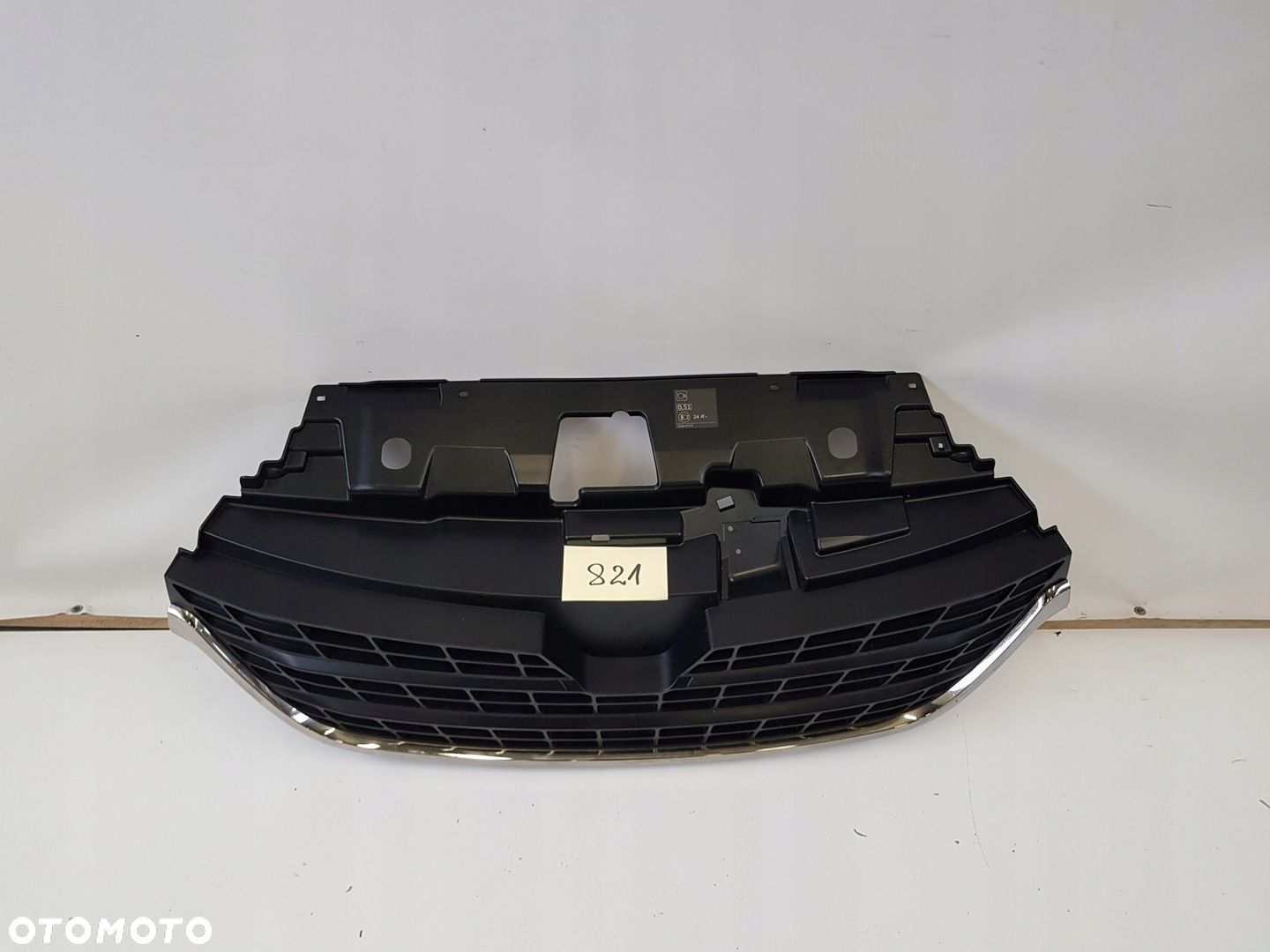 GRILL ATRAPA ZDERZAKA RENAULT TRAFIC III LIFT - 1