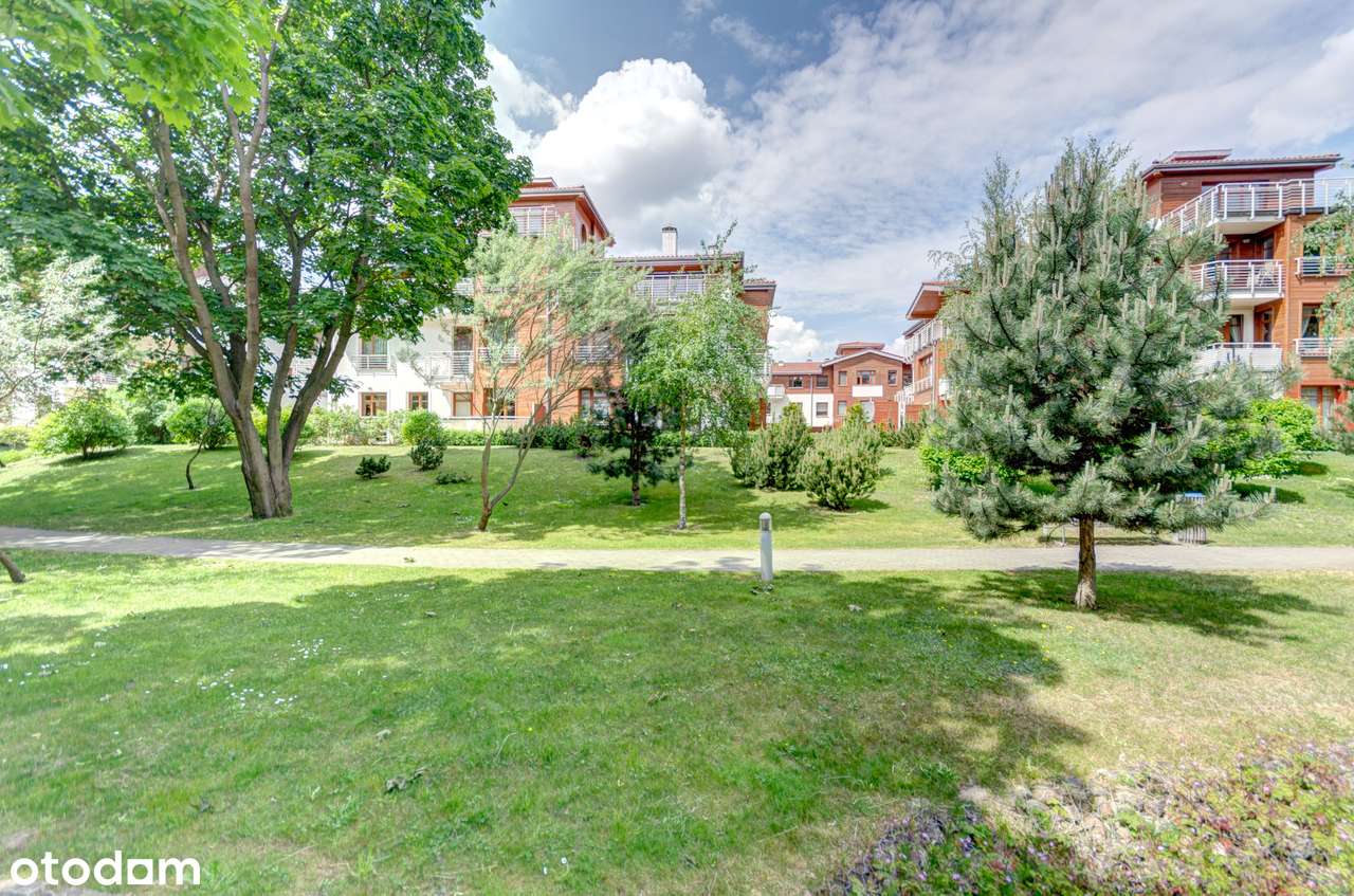 Widok na park. Pierwsza linia. Neptun Pak.-2