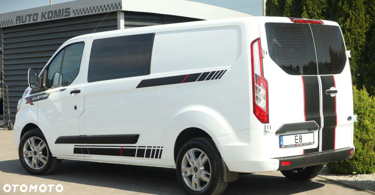 Ford Tourneo Custom - 4