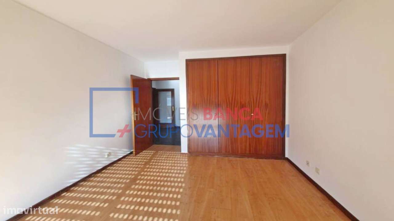 APARTAMENTO T2 - SUSÃO (VALONGO) - Grande imagem: 2/8