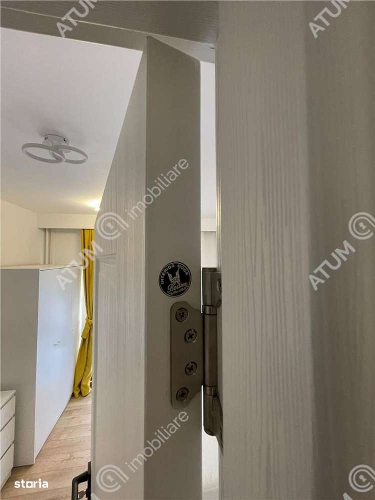 Apartament renovat cu 3 camere si balcon zona Ciresica din Sibiu-12