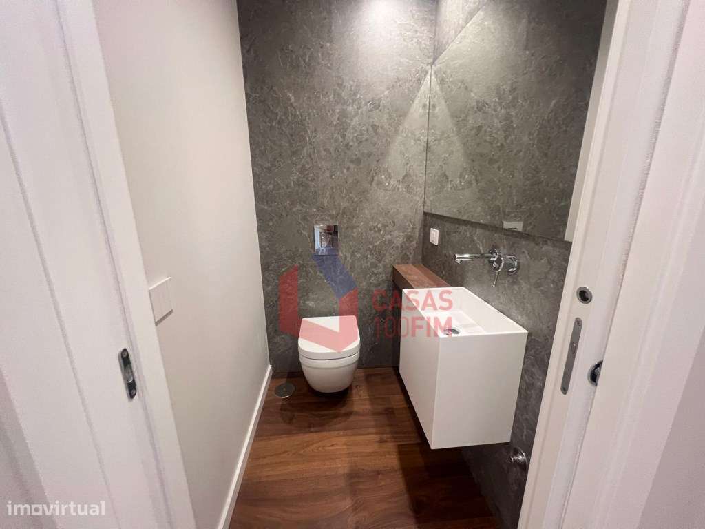 T3 duplex de luxo em Leiria com terraço, jacuzzi e vista panorâmica...-17