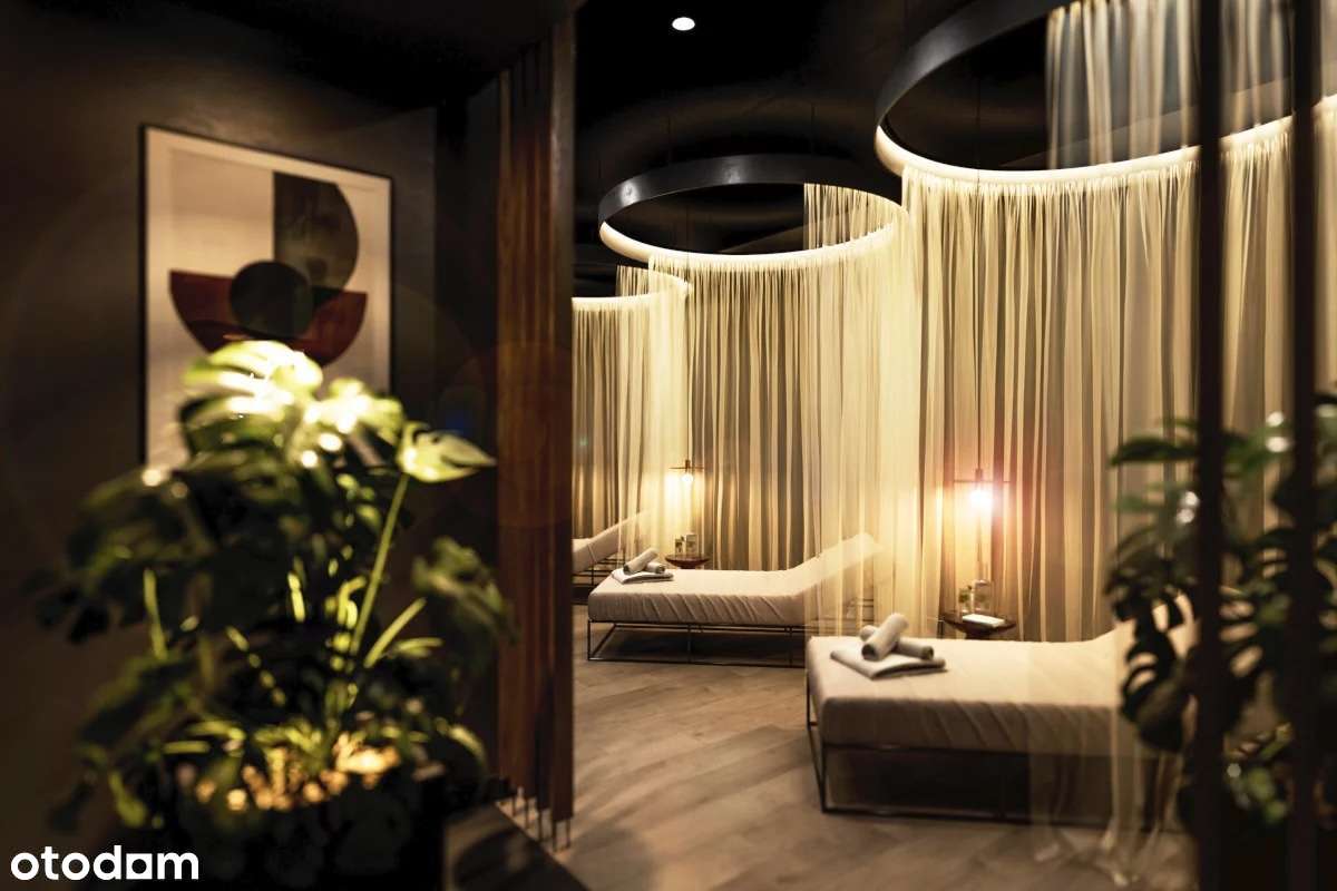 Poznań centrum Rynek, widok na ratusz od strony patio ! PREMIUM !!-6