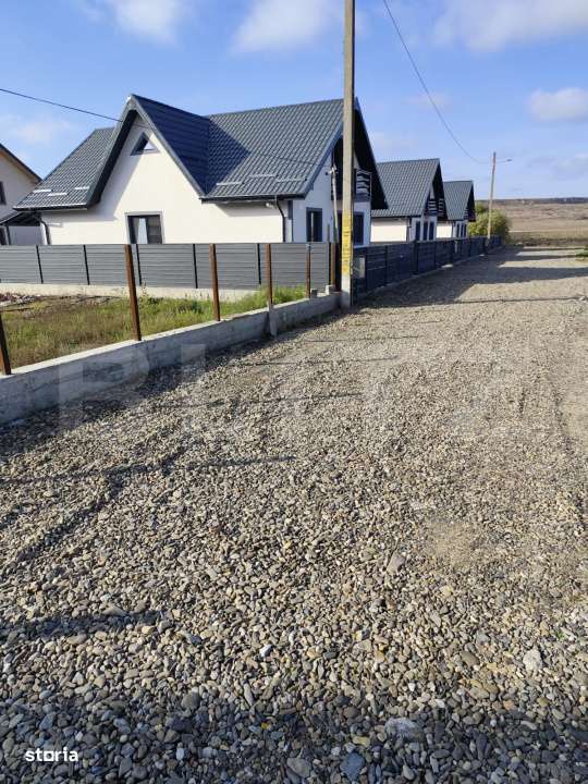 Cladire mixta, magazin, bar, spatiu birouri, Letcani - Imagine principală: 5/19