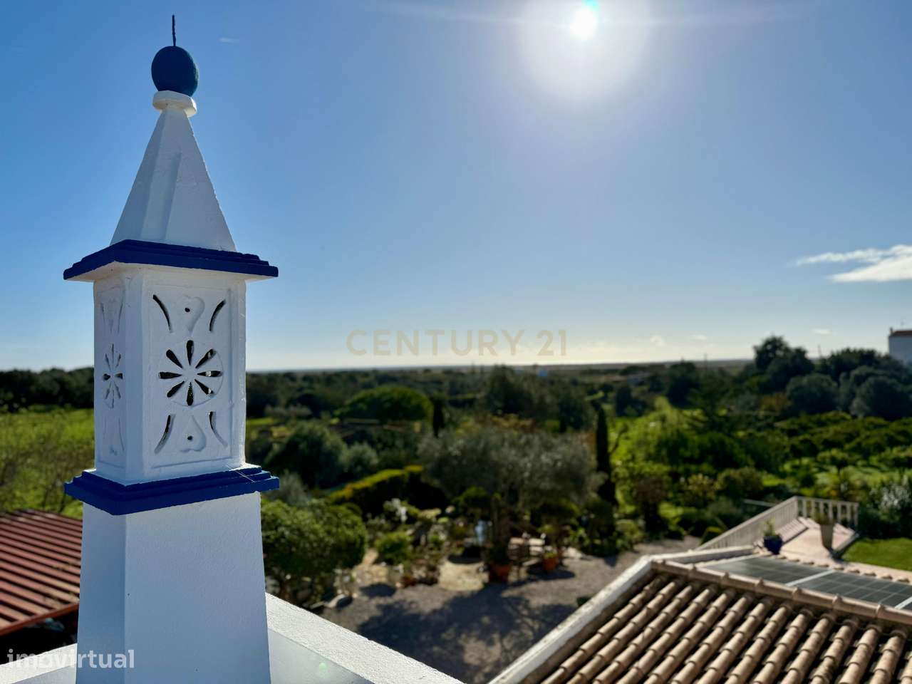 O seu refúgio de sonho no coração do Algarve, a poucos minutos da Prai-37