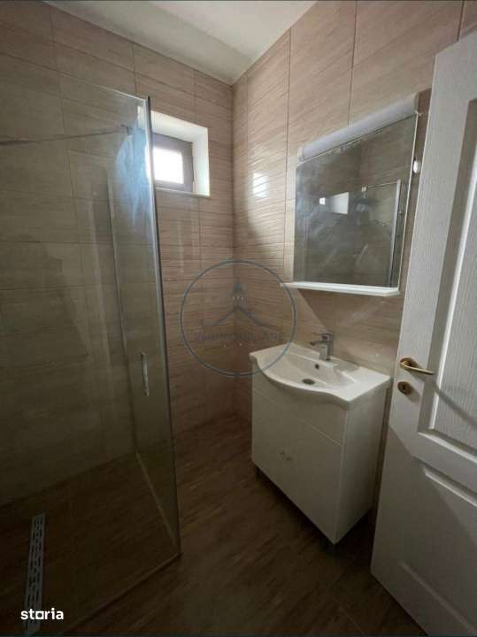 Inchiriere casa - Imagine principală: 5/8