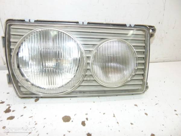 Mercedes W123 farol - 8