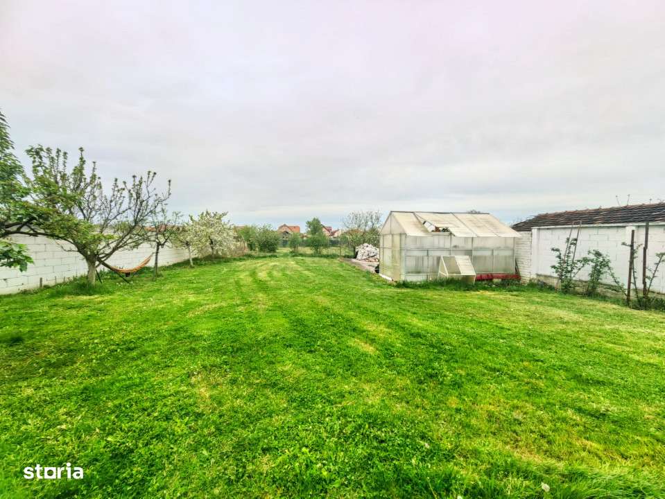 Casa Inedita , 300 mp utili, P+M,  5 bai, 6 dormitoare , 1975 mp teren - Imagine principală: 5/19