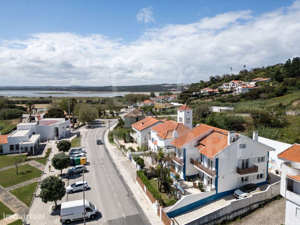 Excelente Moradia T8 - Foz do Arelho-35