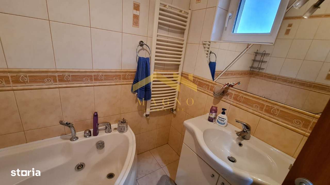 SPATIU DE BIROURI  CENTRAL DE VANZARE - Imagine principală: 3/12