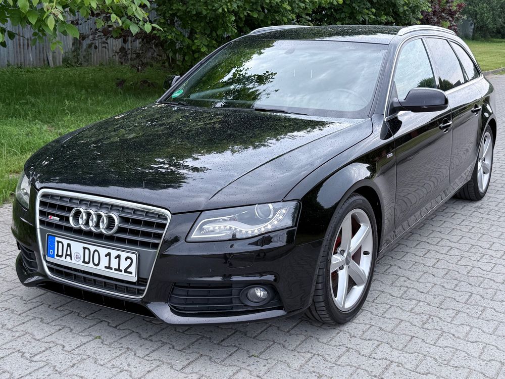 Audi A4 B8 2.0 TDI DPF S line Sportpaket 2011