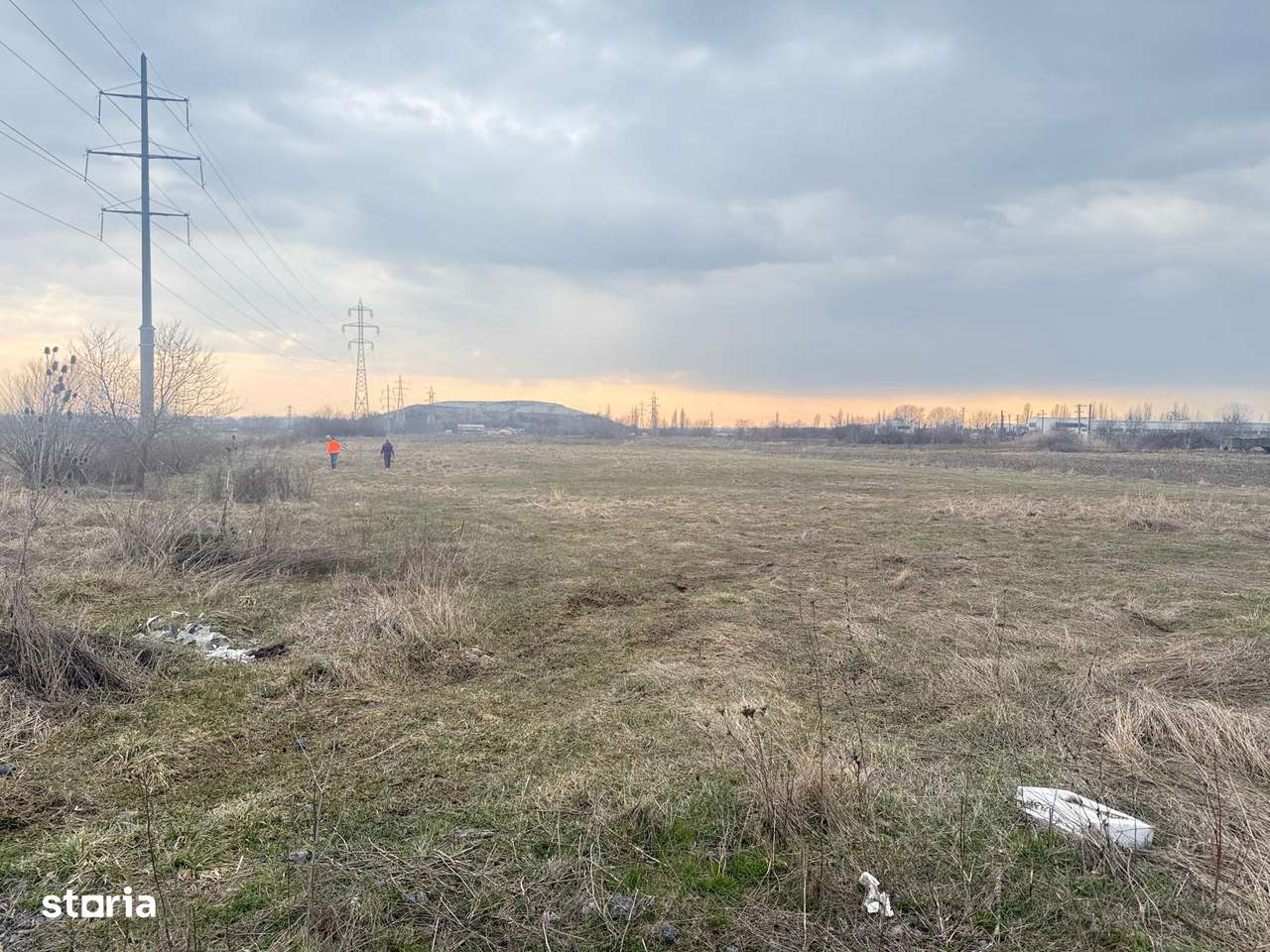 Vanzare teren intravilan, 3000 mp, Viforata, Aninoasa-2