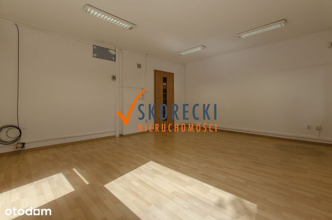 Kamienica przy al. Konstytucji 3 Maja-2