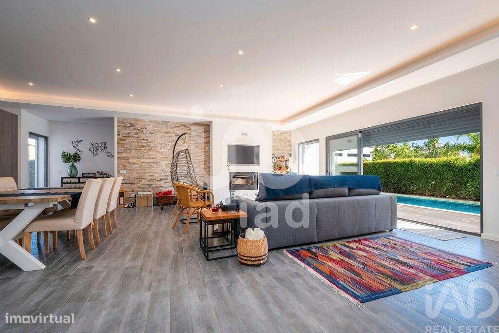 Casa / Villa T3 em Quarteira de 442,00 m2 - Grande imagem: 5/30