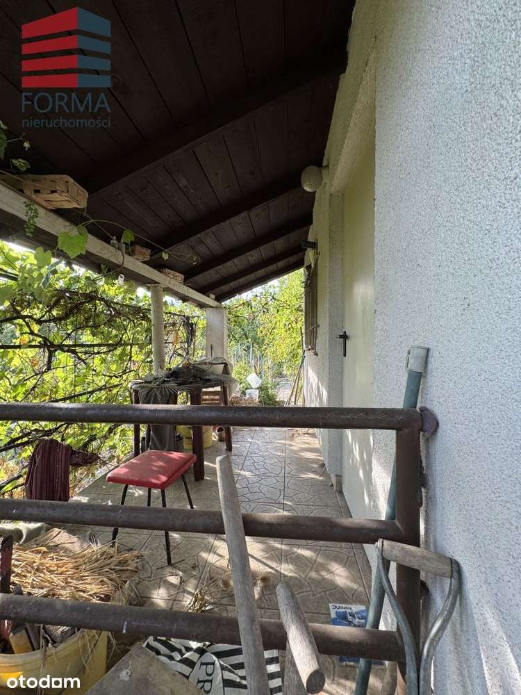 Atrakcyjna działka Rod Strzeszyn , domek murowany-9