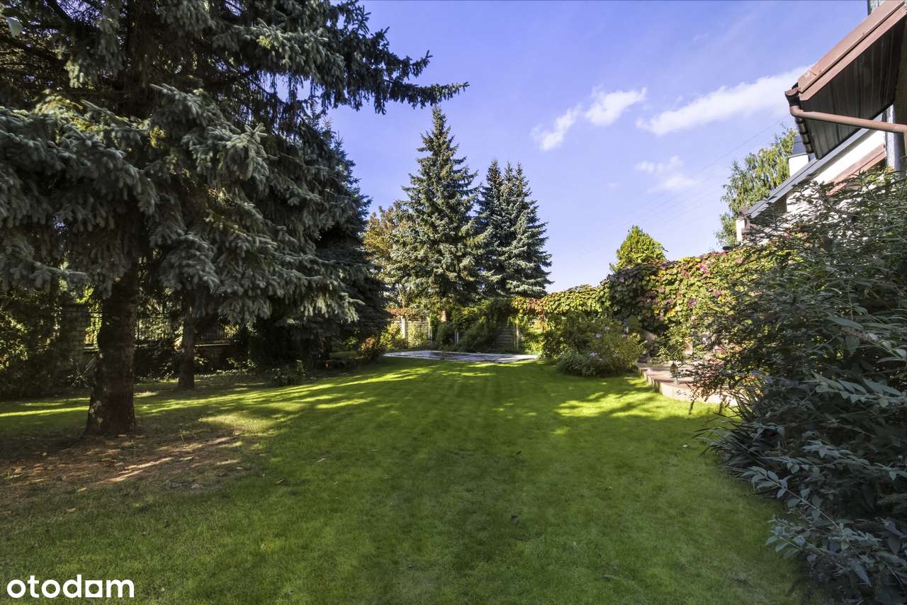 Piękny dom z dużym ogrodem na Targówku/ul.Ostródzka.-2
