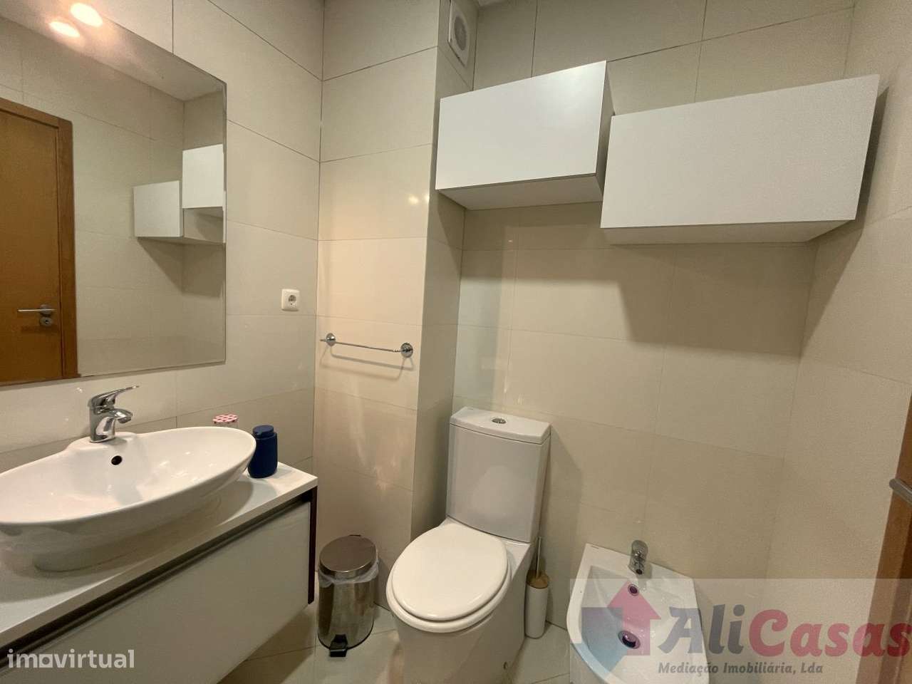 Excelente T3 Último Piso- Lugar de Garagem P/2 carros-29