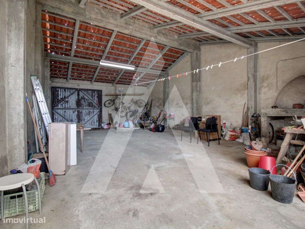 Moradia isolada em Oiã-33