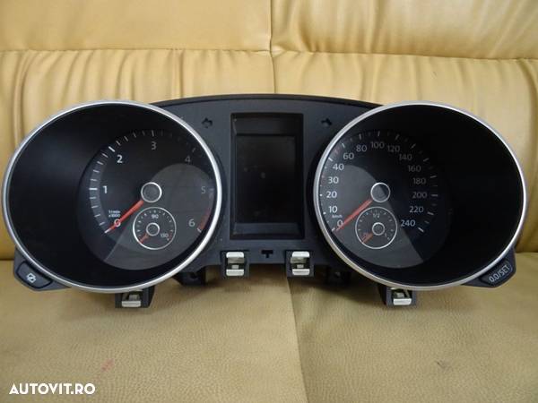 Ceas de bord Volkswagen Golf 6 1.6 TDI din 2010 - 1