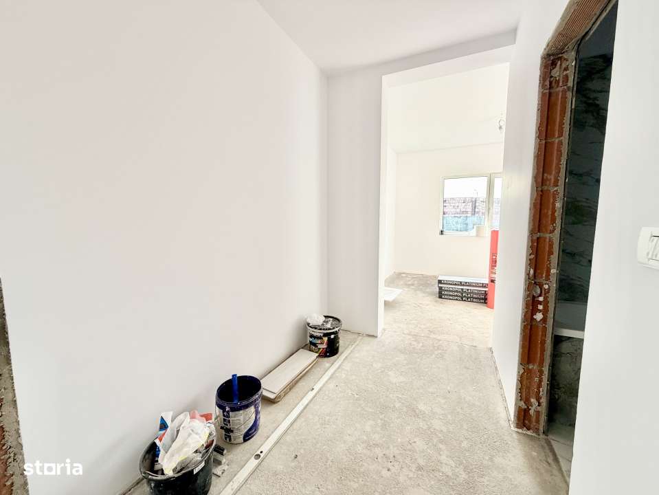 Duplex despartit prin camera tehnica - 81 mp - Mosnita Noua-16