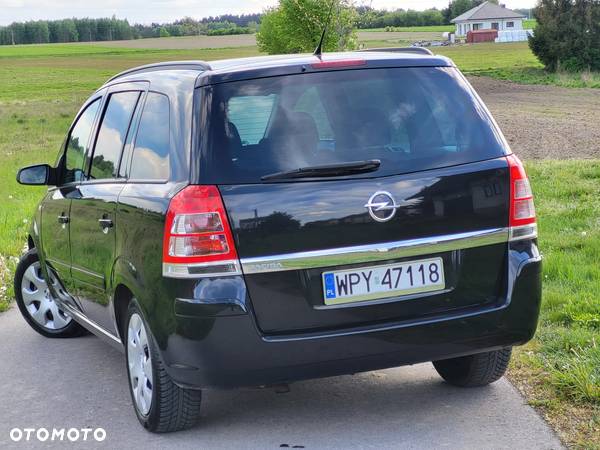 Opel Zafira 1.8 Active - 11