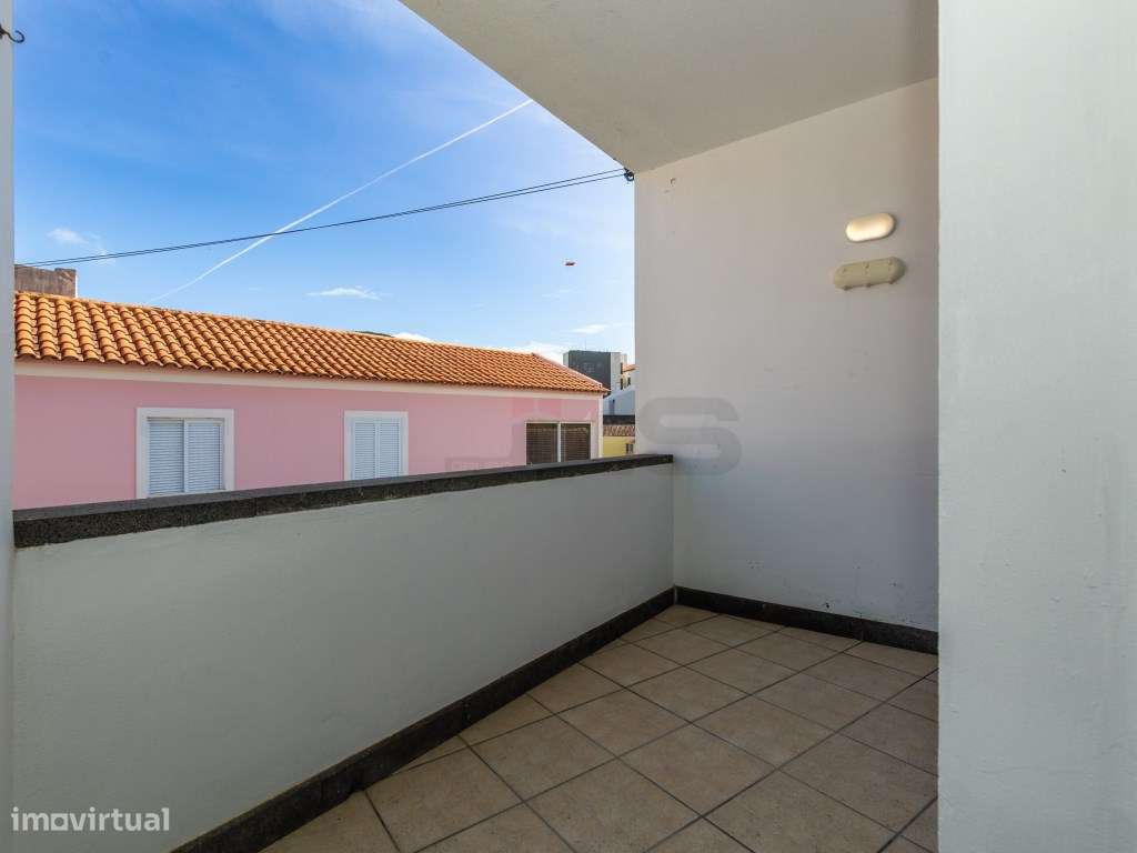 Apartamento Duplex no Centro da Ribeira Grande, Ilha de São Miguel-5