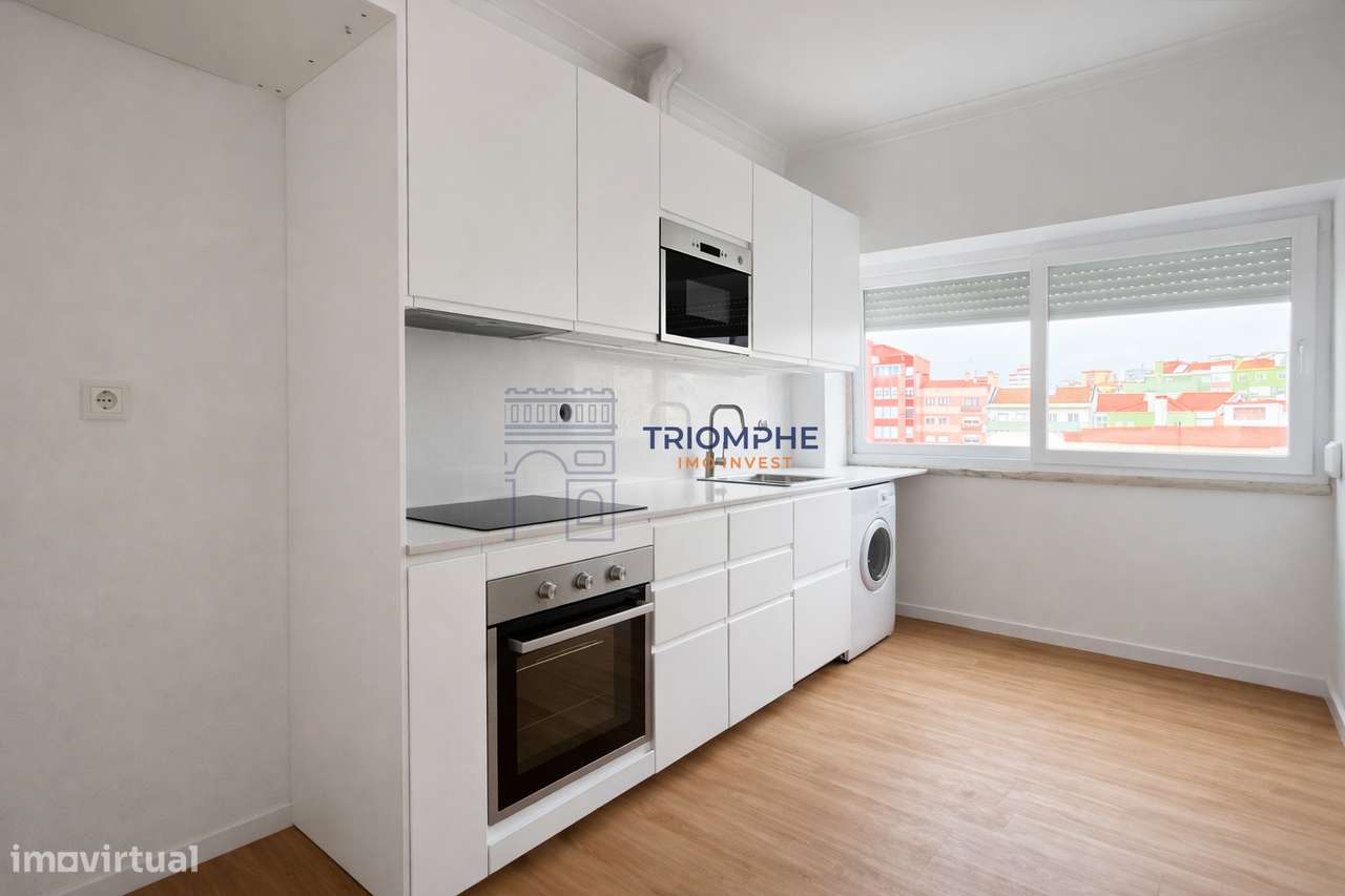 Apartamento T2 Totalmente Renovado com Arrecadação - Grande imagem: 4/21